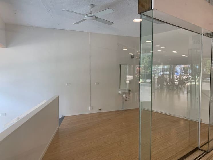 Click to view all images 5/40 Griffith Street Coolangatta QLD 4225 - Image 3