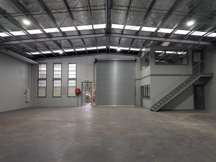 Click to view all images 9 Longview Court Thomastown VIC 3074 - Image 3