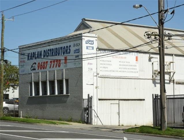 Click to view all images 218 Whitehall Street Yarraville VIC 3013 - Image 1