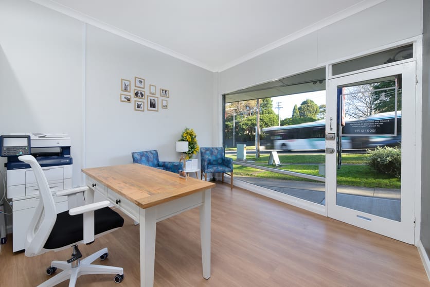 Click to view all images Shop 2/163 Eastern Valley Way Middle Cove NSW 2068 - Image 2