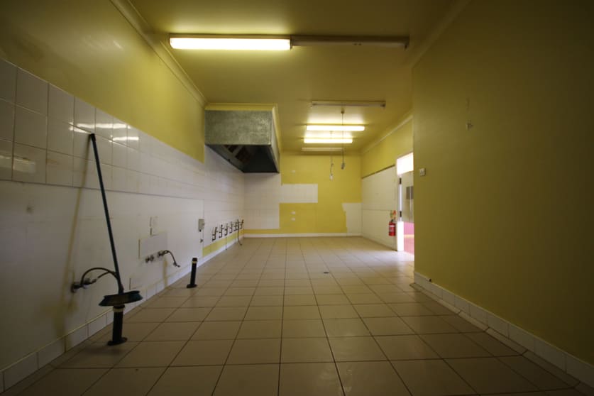 Click to view all images 6/102-108 Birkdale Road Birkdale QLD 4159 - Image 3
