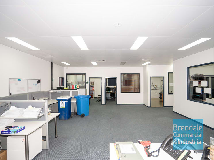 Click to view all images Unit 14/104 Gympie Rd Strathpine QLD 4500 - Image 1