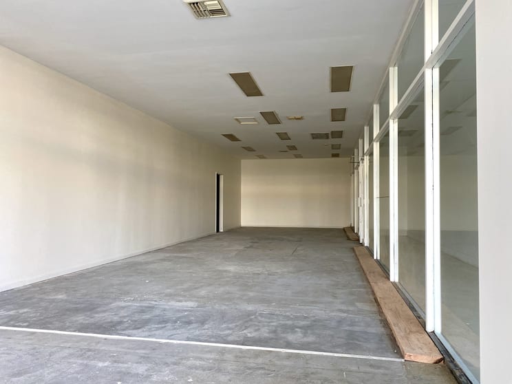 Click to view all images 2/58-66 Nicholson Street Bairnsdale VIC 3875 - Image 3
