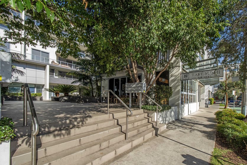 Click to view all images C4/8 Allen Street Waterloo NSW 2017 - Image 2