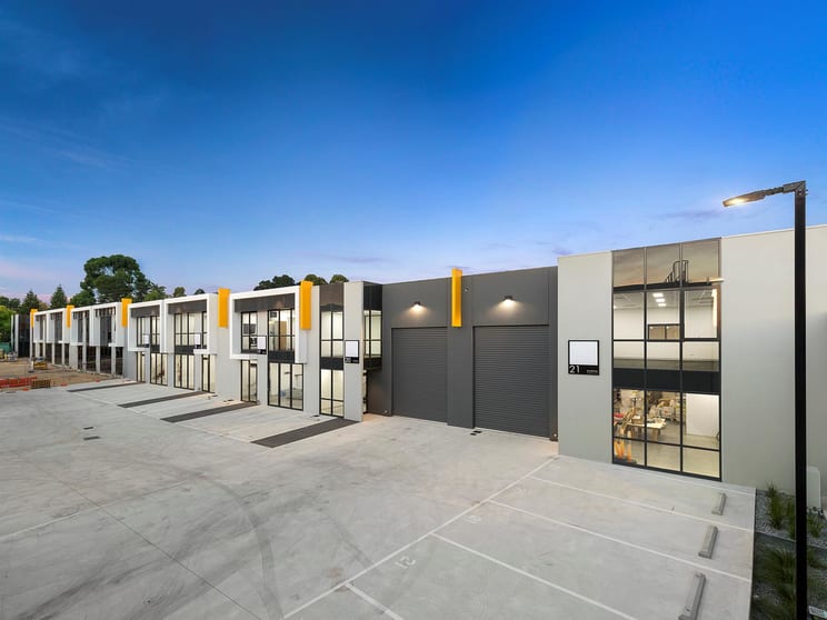 Click to view all images 15/125 Rooks Road Nunawading VIC 3131 - Image 3