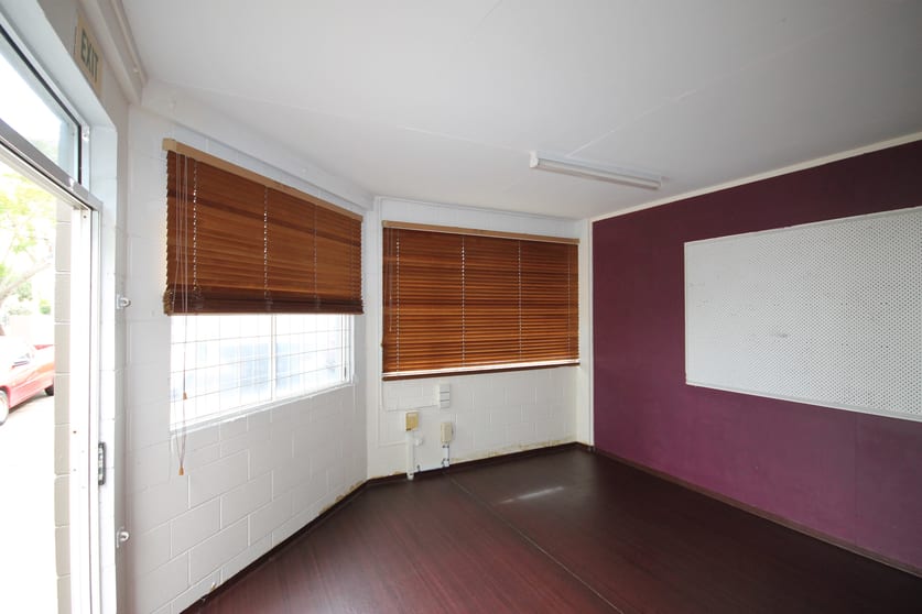 Click to view all images 1A/9-11 Trade Street Cleveland QLD 4163 - Image 2