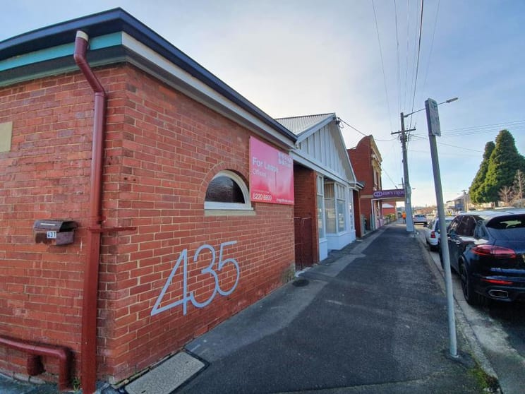 Click to view all images Ground Unit 1/435 Macquarie Street South Hobart TAS 7004 - Image 2