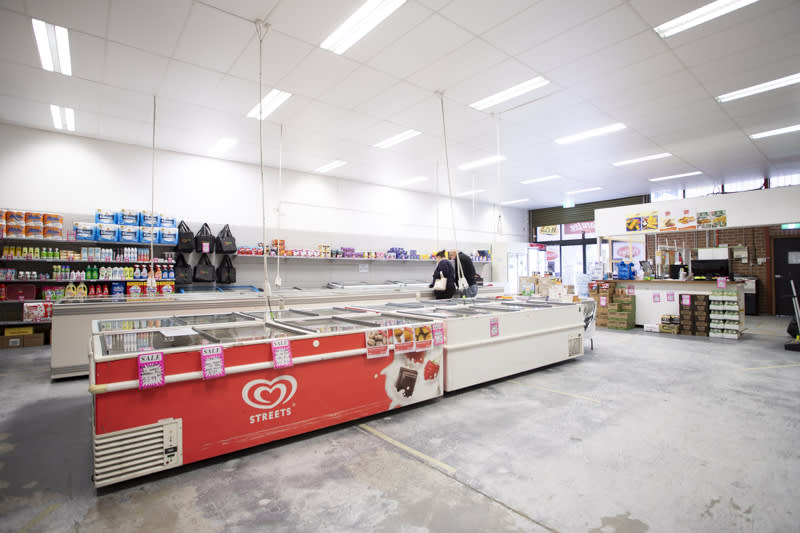 Click to view all images 21/8 Gladstone Road Castle Hill NSW 2154 - Image 2