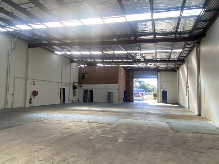 Click to view all images 53 Pemberton Street Botany NSW 2019 - Image 1