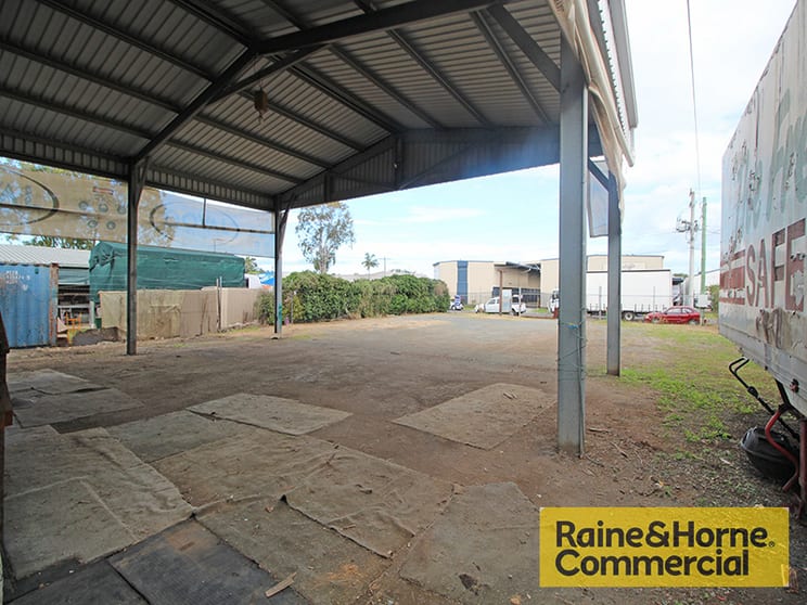 Click to view all images 58 Beach Street Kippa-ring QLD 4021 - Image 3