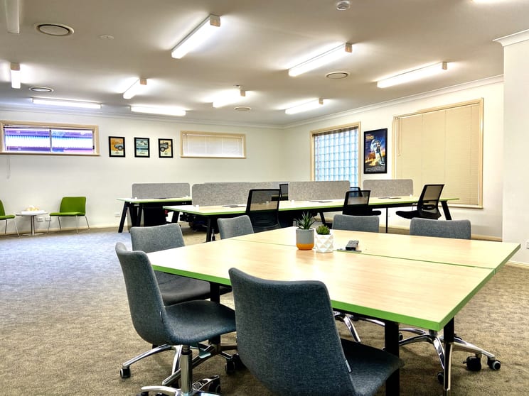 Click to view all images Suite 4/48 Belmore Road Lorn NSW 2320 - Image 3
