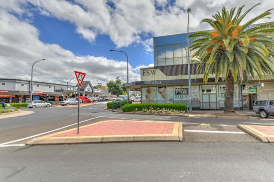Click to view all images 9/454 Peel Street Tamworth NSW 2340 - Image 2