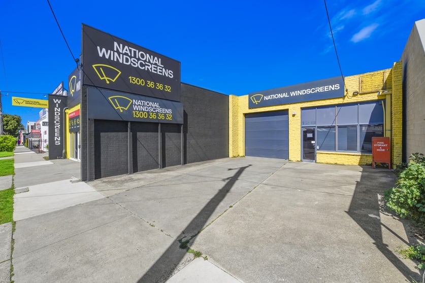 Click to view all images 128 Fyans Street South Geelong VIC 3220 - Image 1