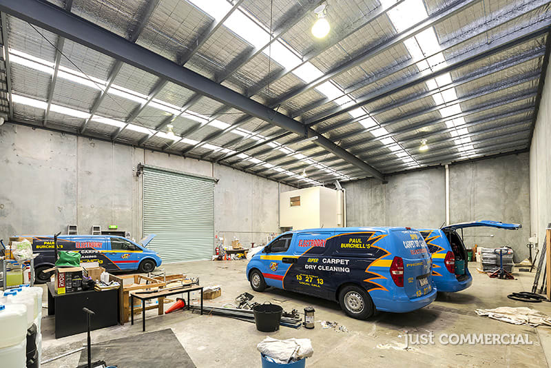 Click to view all images 3/36-38 Mills Road Braeside VIC 3195 - Image 3