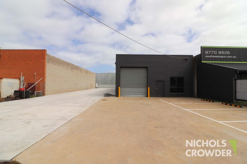 Click to view all images 37 Titan Drive Carrum Downs VIC 3201 - Image 1