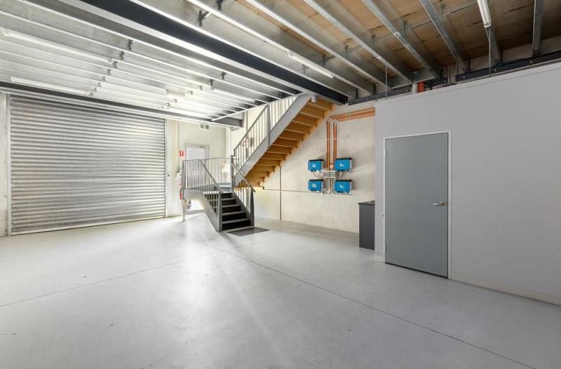 Click to view all images Unit 13, 88 Wirraway Drive Port Melbourne VIC 3207 - Image 2