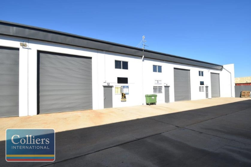Click to view all images 5/62 Keane Street Currajong QLD 4812 - Image 3