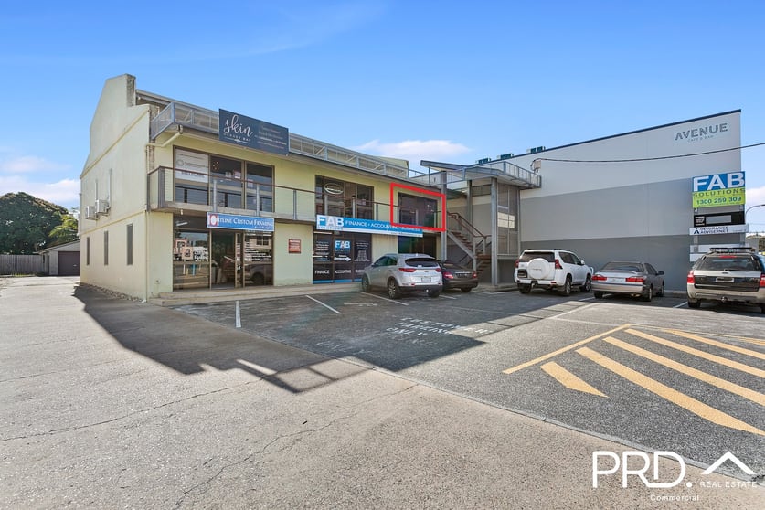 Click to view all images 4/56 Torquay Road Pialba QLD 4655 - Image 1