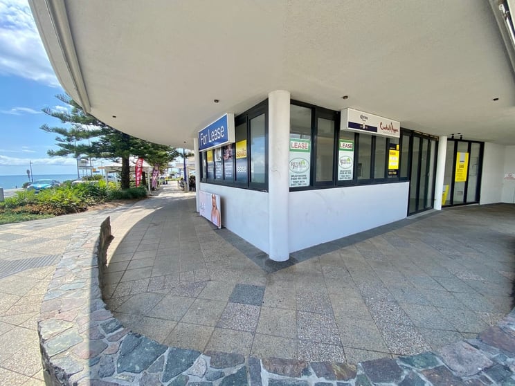 Click to view all images 1/121 Mooloolaba Esplanade Mooloolaba QLD 4557 - Image 1