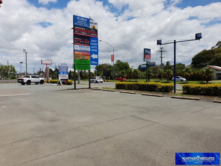 Click to view all images Morayfield QLD 4506 - Image 3