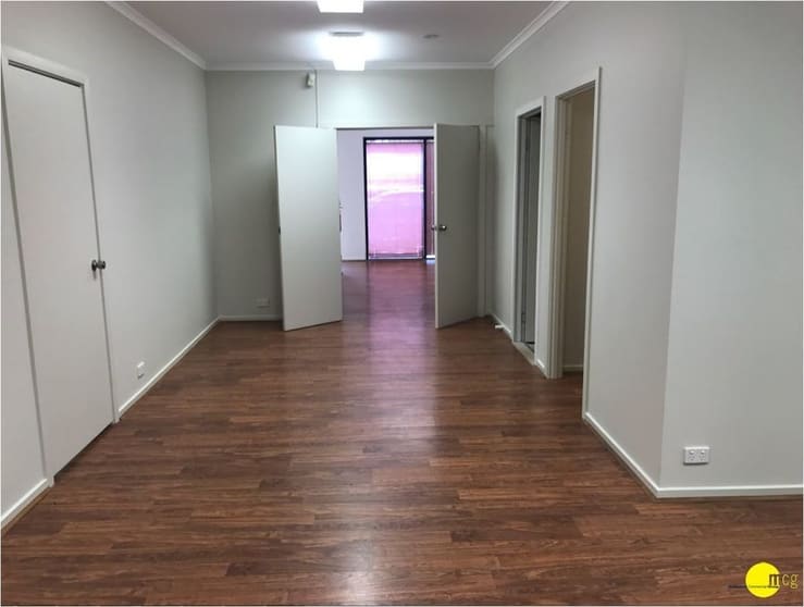 Click to view all images 2/70 Barrie Road Tullamarine VIC 3043 - Image 3