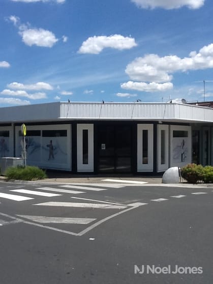 Click to view all images 1 Dorset Square Boronia VIC 3155 - Image 1