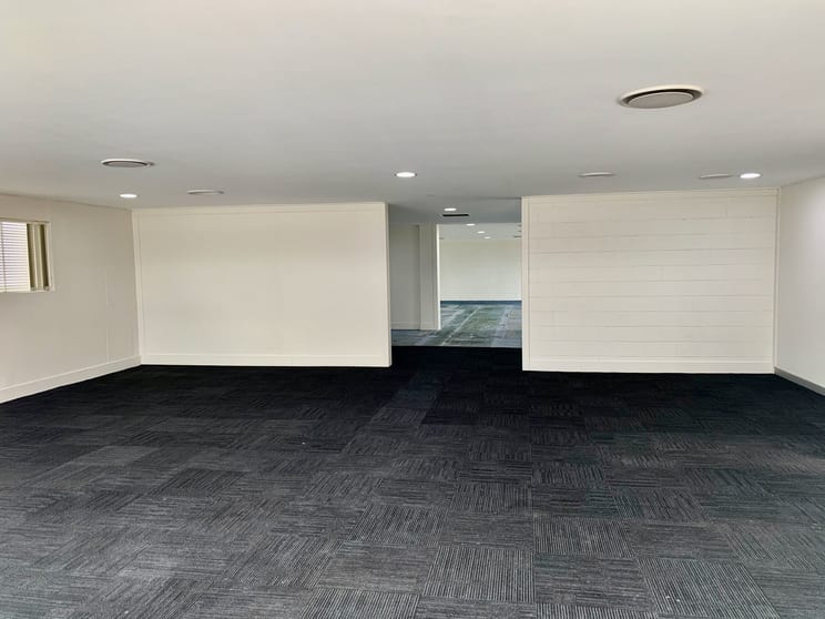 Click to view all images 497 Kingston Road Kingston QLD 4114 - Image 3