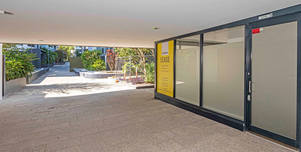 Click to view all images 2/11 Hunter Street Waterloo NSW 2017 - Image 1
