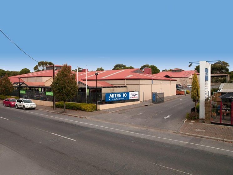 Click to view all images 217 Main Road Mclaren Vale SA 5171 - Image 2