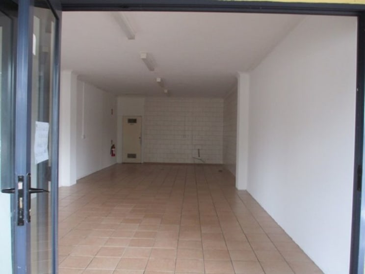 Click to view all images Shop 4/18 Philip Street Pottsville Beach NSW 2489 - Image 1
