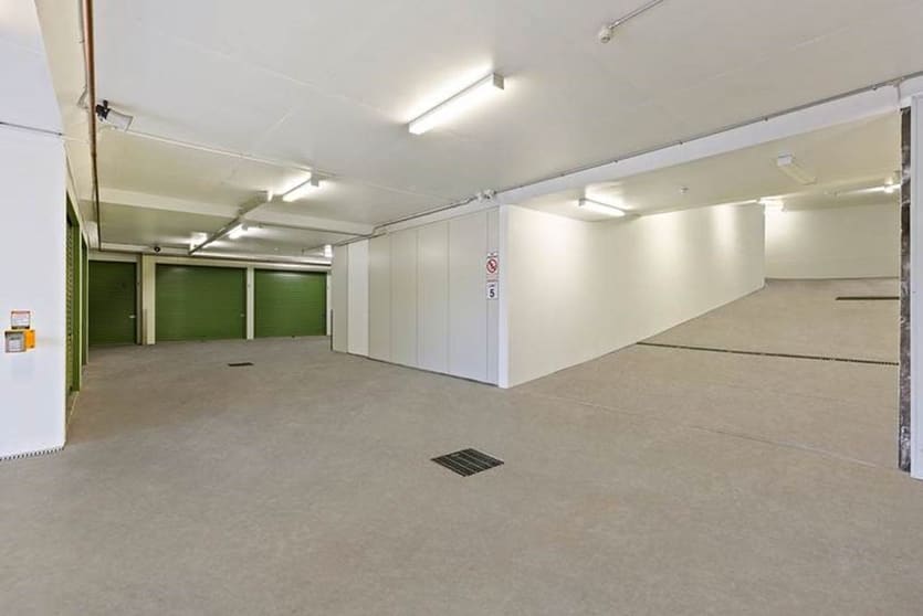 Click to view all images Brookvale NSW 2100 - Image 2