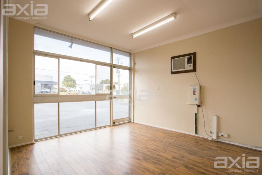 Click to view all images 133 Francisco Street Belmont WA 6104 - Image 3
