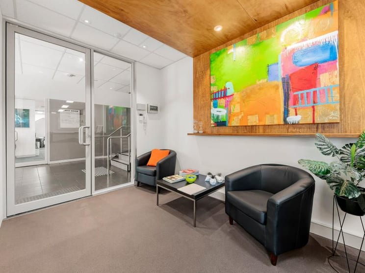 Click to view all images 2/14 Albert Street Blackburn VIC 3130 - Image 2