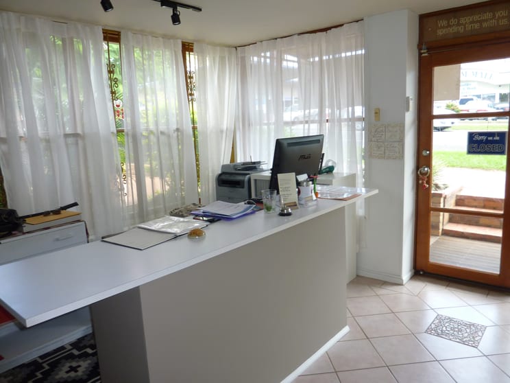 Click to view all images 2/87 Burnett Street Buderim QLD 4556 - Image 3