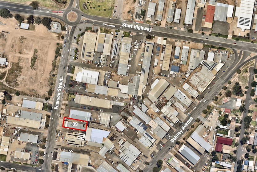 Click to view all images Unit 2/39 Pearson Street Wagga Wagga NSW 2650 - Image 1