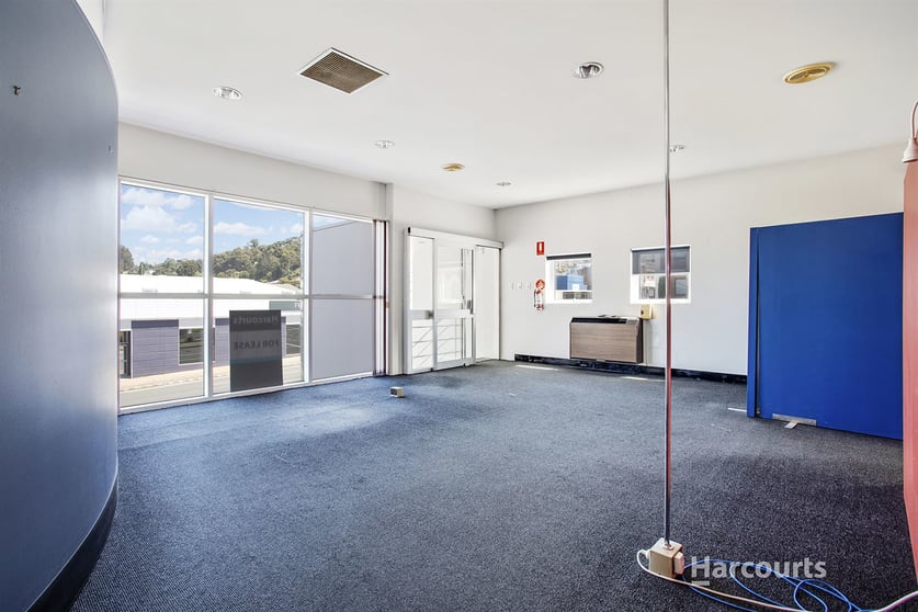 Click to view all images Suite 1/111-113 Wilson Street Burnie TAS 7320 - Image 2