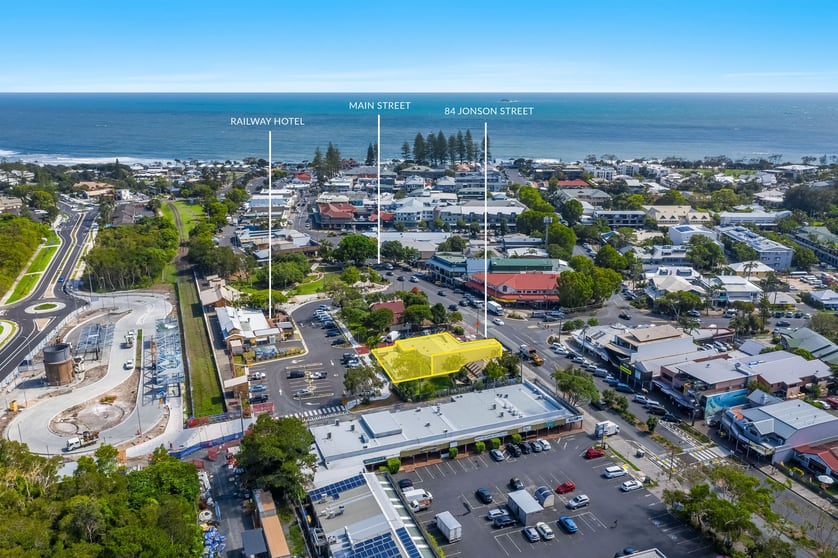 Click to view all images 3/84 Jonson Street Byron Bay NSW 2481 - Image 2