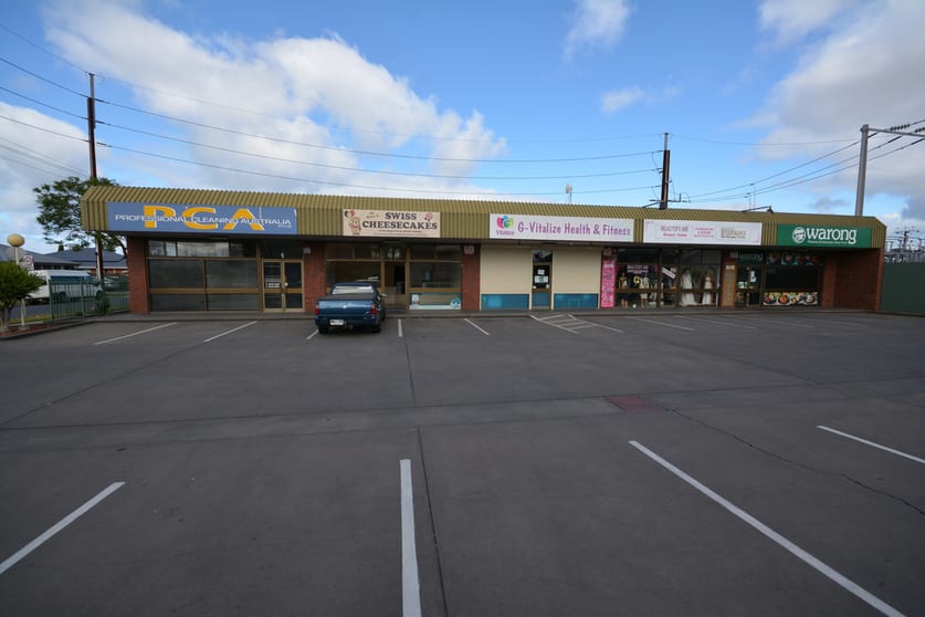 Click to view all images 2/146-148 Findon Road Findon SA 5023 - Image 1