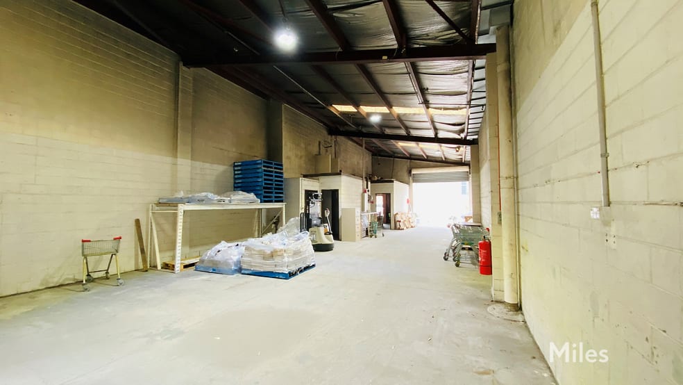 Click to view all images 1/67 Kolora Road Heidelberg West VIC 3081 - Image 2