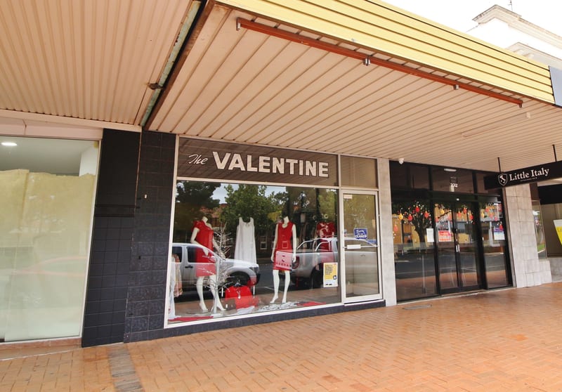 Click to view all images 230 Banna Avenue Griffith NSW 2680 - Image 1