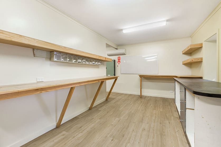 Click to view all images 133 Strickland Road East Bendigo VIC 3550 - Image 3