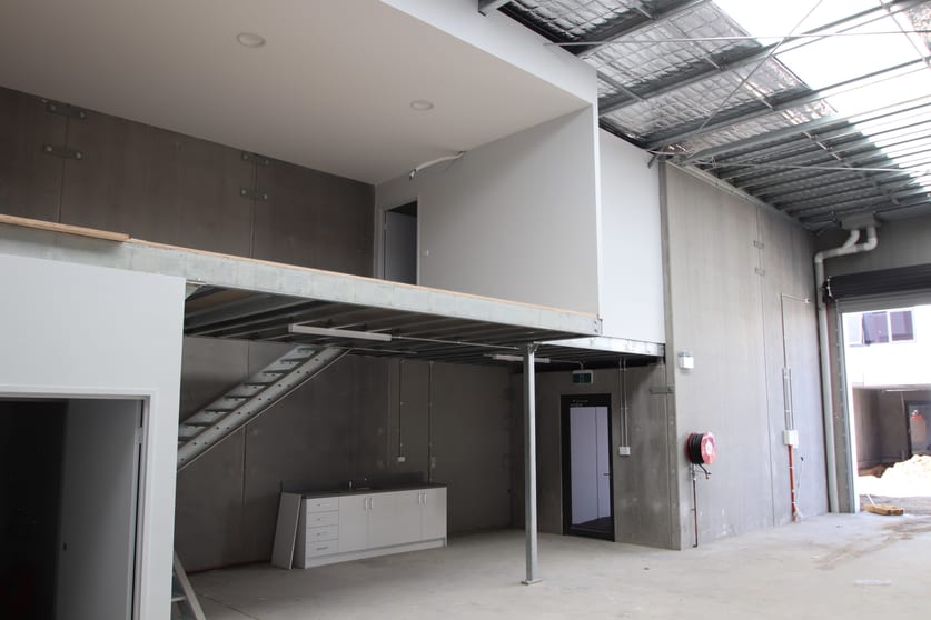 Click to view all images 11/5 - 11 Waynote Place Unanderra NSW 2526 - Image 3