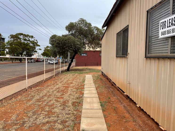 Click to view all images 50 Egan Street Kalgoorlie WA 6430 - Image 2