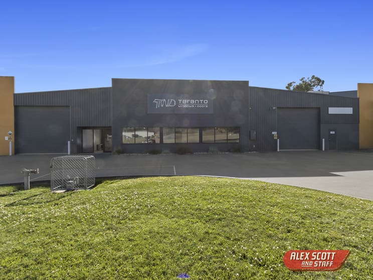 Click to view all images 1A Alp Street Korumburra VIC 3950 - Image 1