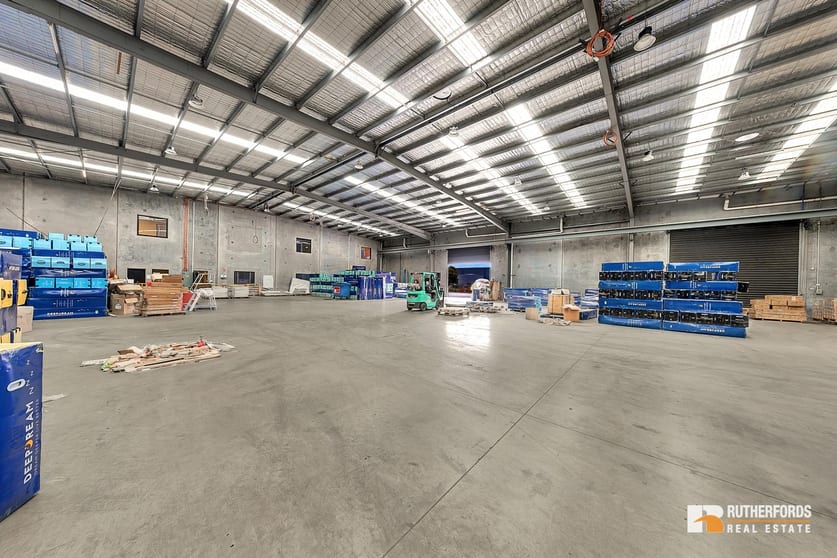 Click to view all images 4 Law Court Sunshine West VIC 3020 - Image 3