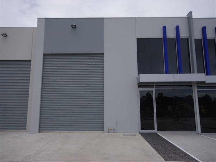 Click to view all images 13 Blackwood Drive Altona North VIC 3025 - Image 1