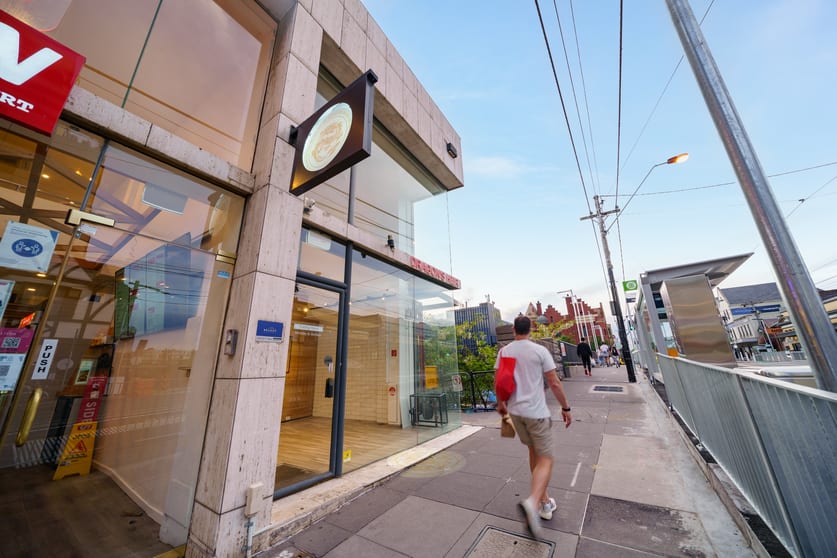 Click to view all images 1/166 Toorak Road South Yarra VIC 3141 - Image 3