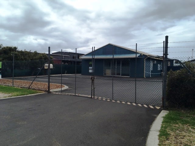 Click to view all images 15 Neville Street Busselton WA 6280 - Image 1