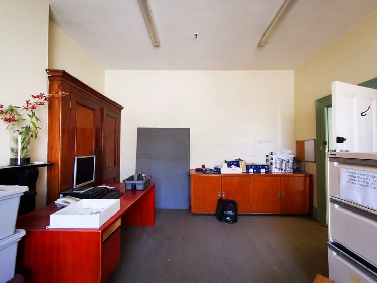 Click to view all images 408 Albert Street East Melbourne VIC 3002 - Image 3