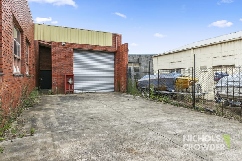 2/19 Wise Avenue Seaford VIC 3198 - Image 2